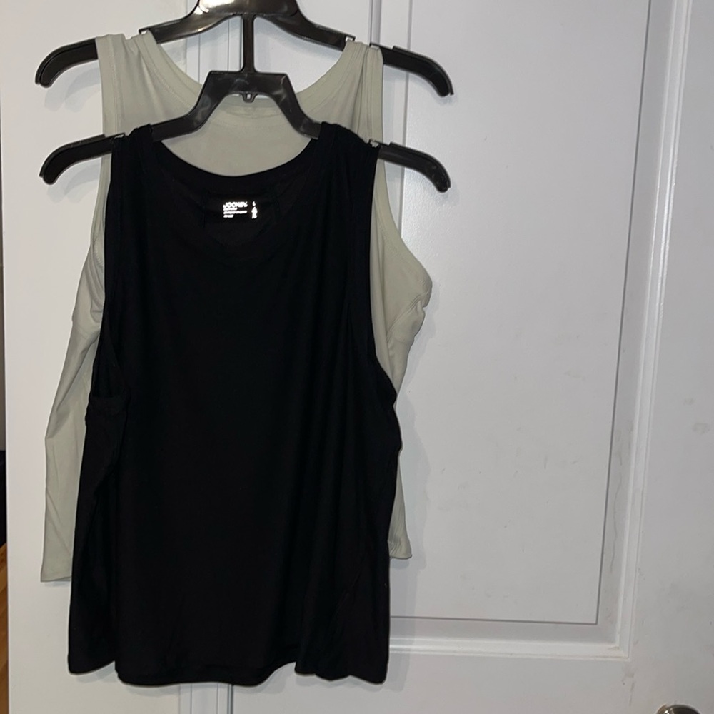 Jersey tank tops 2 included Sz Large